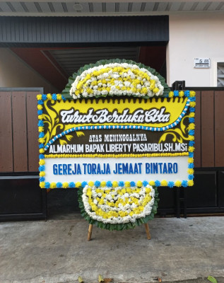 Papan Bunga Duka di Bunaken