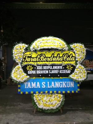 Papan Bunga Duka di Bunaken